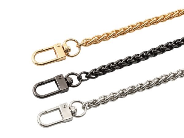 assembled-chains-bissza